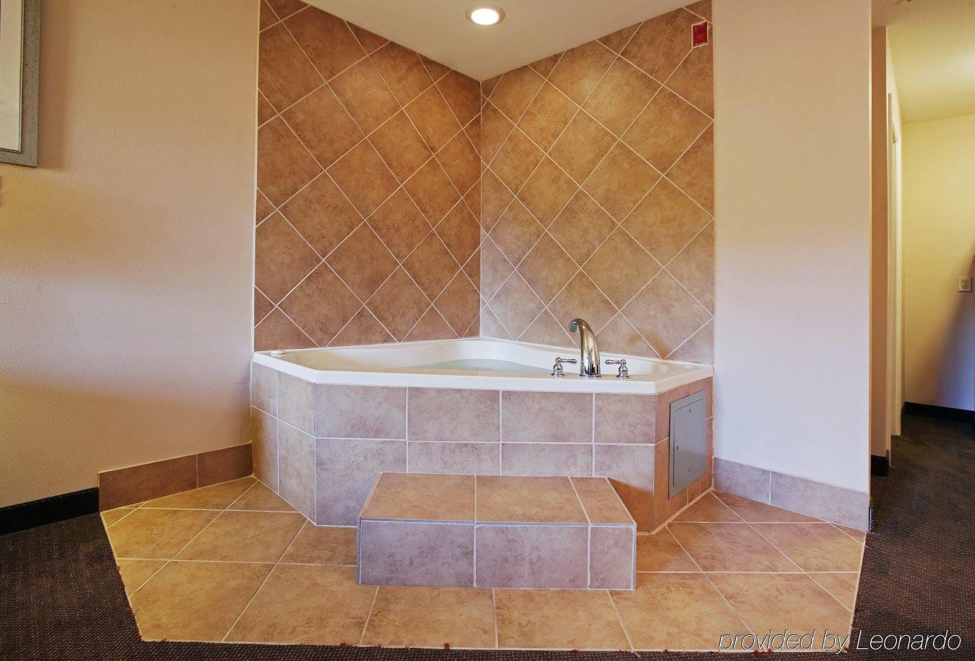 Americas Best Value Inn - Mableton Room photo
