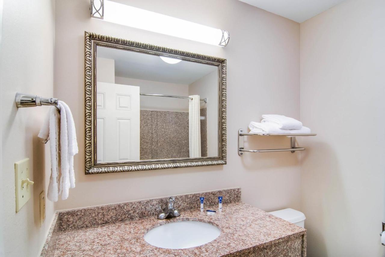 Americas Best Value Inn - Mableton Exterior photo