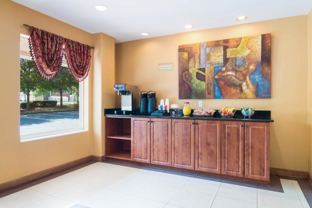 Americas Best Value Inn - Mableton Exterior photo